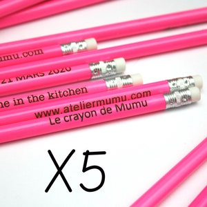 Pack of 5 custom pencils in wood, pink color, bachelorette party gift, engraved with your text, name, date, Personalized gift