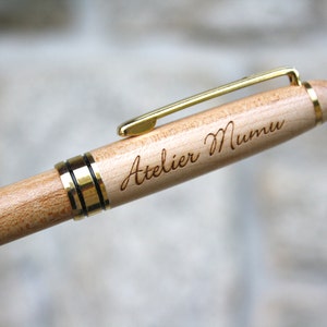 Personalized pen, unique birthday wedding guests gift, custom original present, name, initials, date engraved by laser, with velvet pocket image 1