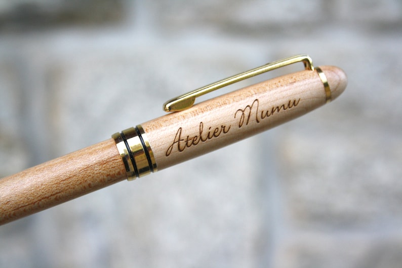 Personalized pen, unique birthday wedding guests gift, custom original present, name, initials, date engraved by laser, with velvet pocket image 1