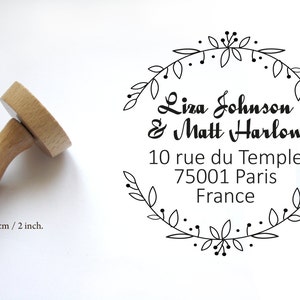 Tampon adresse ou mariage personnalisé, personnalisation d'enveloppe courrier, faire-part, noms texte, style floral, réalisé sur mesure image 1