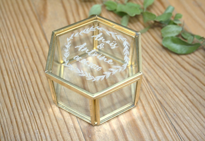 Custom glass and metal wedding ring box, cottage style, hexagon carrier alliance in glass personalized with your text, names and date image 9