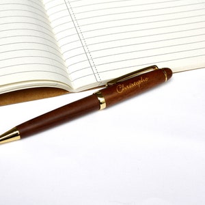 Stylo personnalisé en bois de noyer, marron foncé, texte personnalisable gravé et doré, cadeau unique anniversaire, mariage, noël image 8