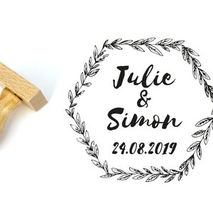 Aanpasbare land bruiloft stempel, bloemkrans, zeshoek 4 cm, handschrift van uw voor-en achternaam, voor een aandeel