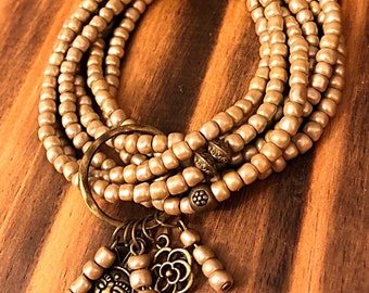 Stack von 6 Armbänder mit Charm Gypsyjewelry, Boho, Hippie Style, Sommer Stack, Yoga Armband.