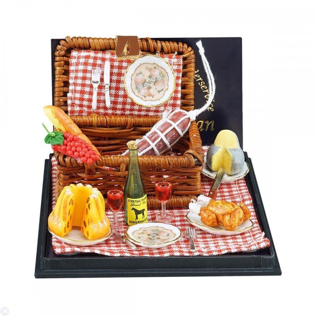 1:12 Scale Dollhouse Miniature Set - 10 Piece Picnic & Bakery Accessories For Dollhouse Decor