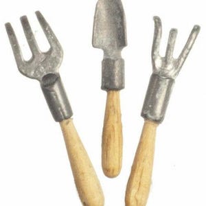Dollhouse miniature garden hand tools set of 3