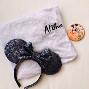 Disney Aulani Aloha Shirt. Mickey Embroidered Hawaii Shirt