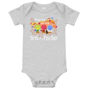 Tre Caballeros Birds of a Feather Baby manica corta un pezzo Disney Baby Bodysuit