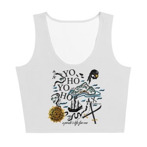 Piratas del Caribe Crop Top Disney Parks Shirt Piratas de Disney Yo Ho Yo Ho a Pirates Life Disney Ride Crop Top