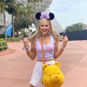 Camiseta corta pastel de Disney con diseño de nave espacial Tierra de Epcot