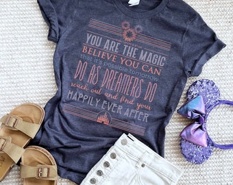 Disney Feuerwerk T-Shirt Magic Kingdom Neujahr Zitat Disney Shirt Happy Ever After Unisex T-Shirt