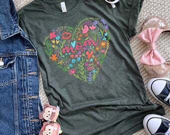 T-shirt Disney Mom Floral Heart T-shirt Mickey Balloon Disney Heart