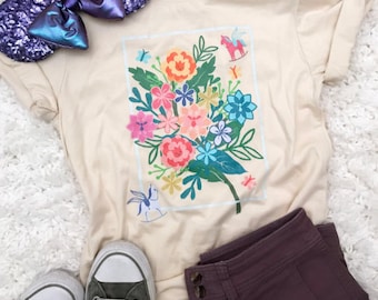 Alice in Wonderland T-shirt Disney T-shirt Flower Bouquet Flower and Garden Epcot Festival T-shirt