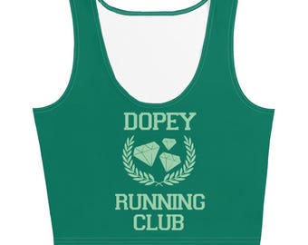 Top corto del Maratón Disney de 48,6 millas del Club de Corredores Dopey de runDisney Collegiate