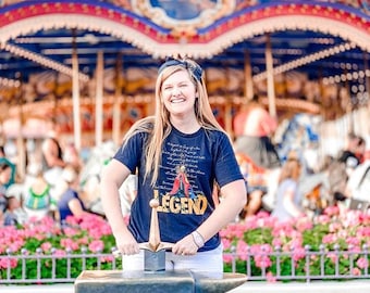 Disney Schwert im Stein T-Shirt King Arthur Merlin Erwachsene Unisex T-Shirt