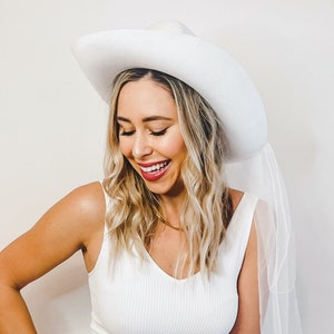 Cowboy Hat Veil for Bride | Country Western Bachelorette Party | Pink Black Cow Print Cowgirl Party Hat | Nashville Austin Bridesmaid Gifts