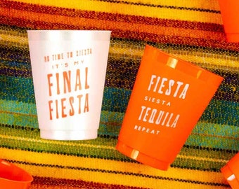 Final Fiesta Bachelorette Party Cups | 12 Pack, 16 oz | Reusable Frost Flex Drinkware | Mexican Bridesmaid Bridal Party Gifts, Favors, Decor