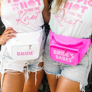 Bachelorette Party Fanny Packs | Bride&#39;s Babes Bachelorette Belt Bag | 1990s Retro Beach Bridal Party Gifts | Pool Party Team Bride Favors