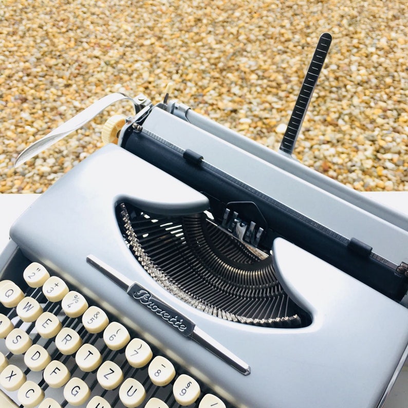 1957 Vintage portable german typewriter Brosette