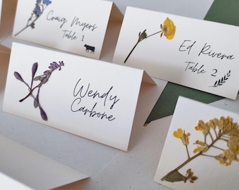 Personalized Baby shower Place Cards with Pressed Wildflowers, table decorations