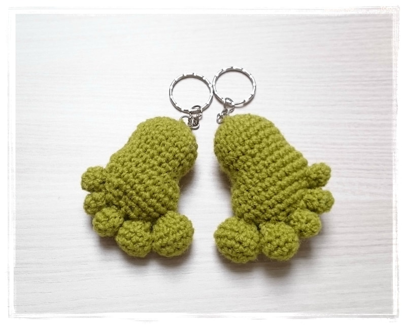 Shrek Foot Keychain, Crochet Green Foot Keyring, Shrek and Princess ...
