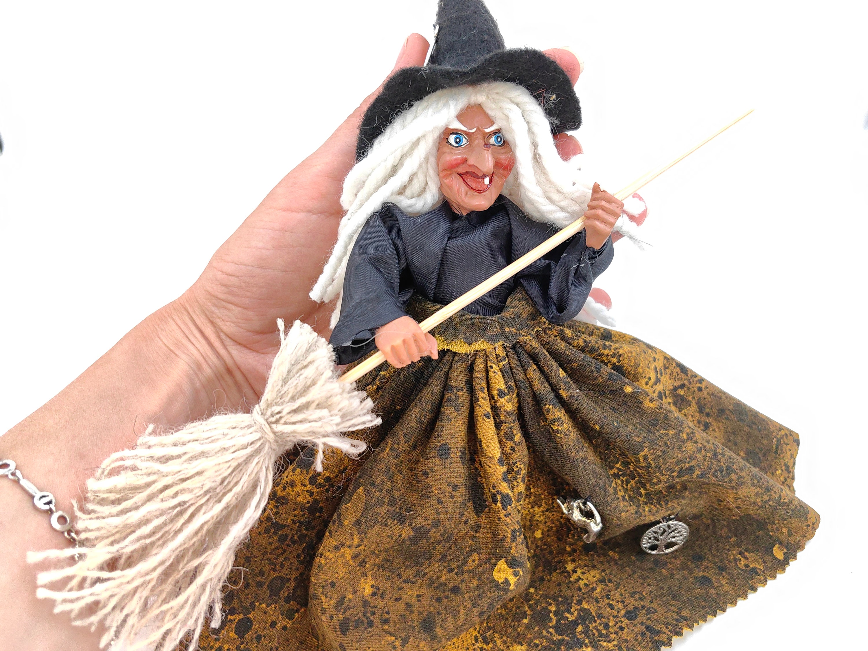 ハロウィン人形 エスメラルダ・スパイダー・ウィッチ ハロウィン人形 エスメラルダ・スパイダー・ウィッチ 【公式通販】