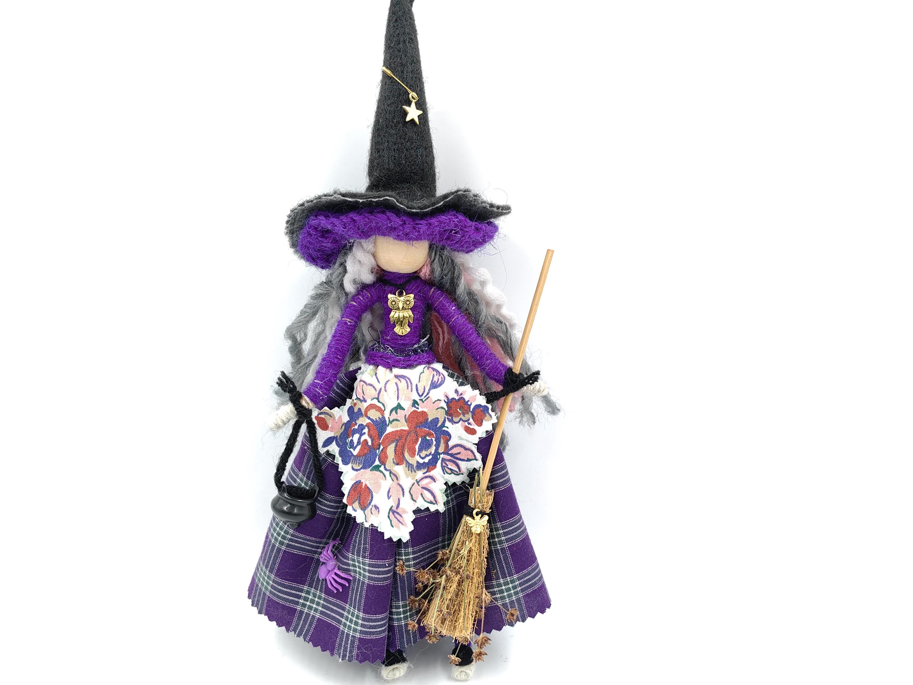 キッチンウィッチ人形 – 紫色の魔除け魔女 – 民間魔術の妖精 – 異教徒