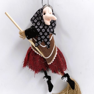 Good luck Kitchen Witch doll flying on Broom, Baba Yaga Poppet Figurine, New Home Gift Halloween decoration House Spirit Forest Fairy Witch