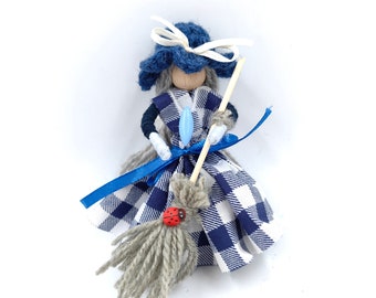 Kitchen Witch Doll – OOAK Wool Fairy Mini Doll – Cute Hedge Witch Figurine – Mothering Sunday Good Luck Gift