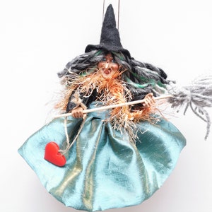 Forest Fairy Witch Figurine, Kitchen Witch Doll, Green Hanging Witch Doll Broom Heart, Christmas Witch New Home Gift, Kitchen Witch Decor