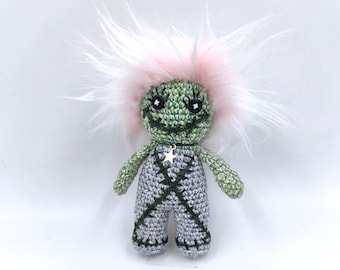 Bambola Voodoo regalo per la casa, talismano portafortuna, potente bambola voodoo per rituali, amigurumi all'uncinetto, figurina magica hoodoo voodoo