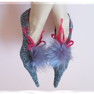 UGLY SHADOW☆OPEN SQUARE SLIPPERS The Anti-Pretty Sandal Trend the Fashion Set Is Gasping Over