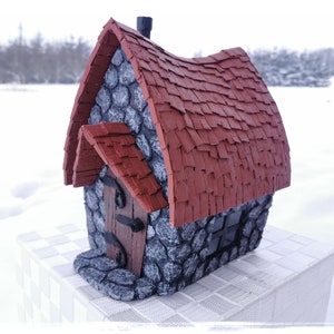 Cucina WITCH Bambola sulla siepe della casa Statuetta della strega sulla scopa Giardino delle fate Casa delle bambole in miniatura Streghe Cottage arredamento per la casa Casa stregata Regalala