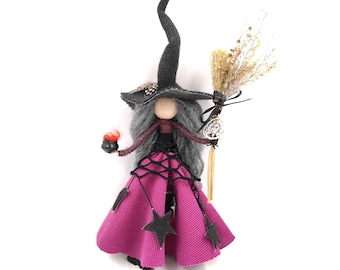 Witch Keeper of the Light – Handcrafted Hedge Witch Figurine with broom, charm - Wool, Felt, Wood