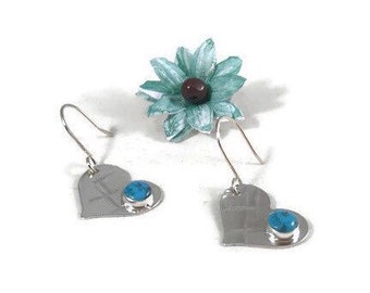 E288 Sterling Silver Heart Earrings