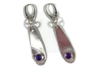 E382 Silver and Amethyst Teardrop Earrings