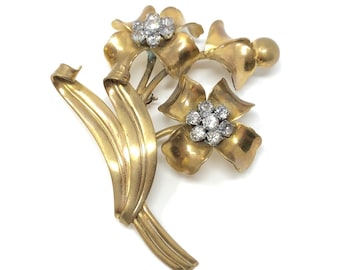 BROCHE TRES ANCIENNE En Porcelaine Emaillee Et Laiton - Decor Vierge A