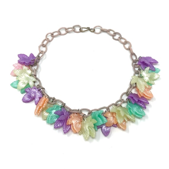 1940s Celluloid Multi-Coloured Leaf Vintage Neckla