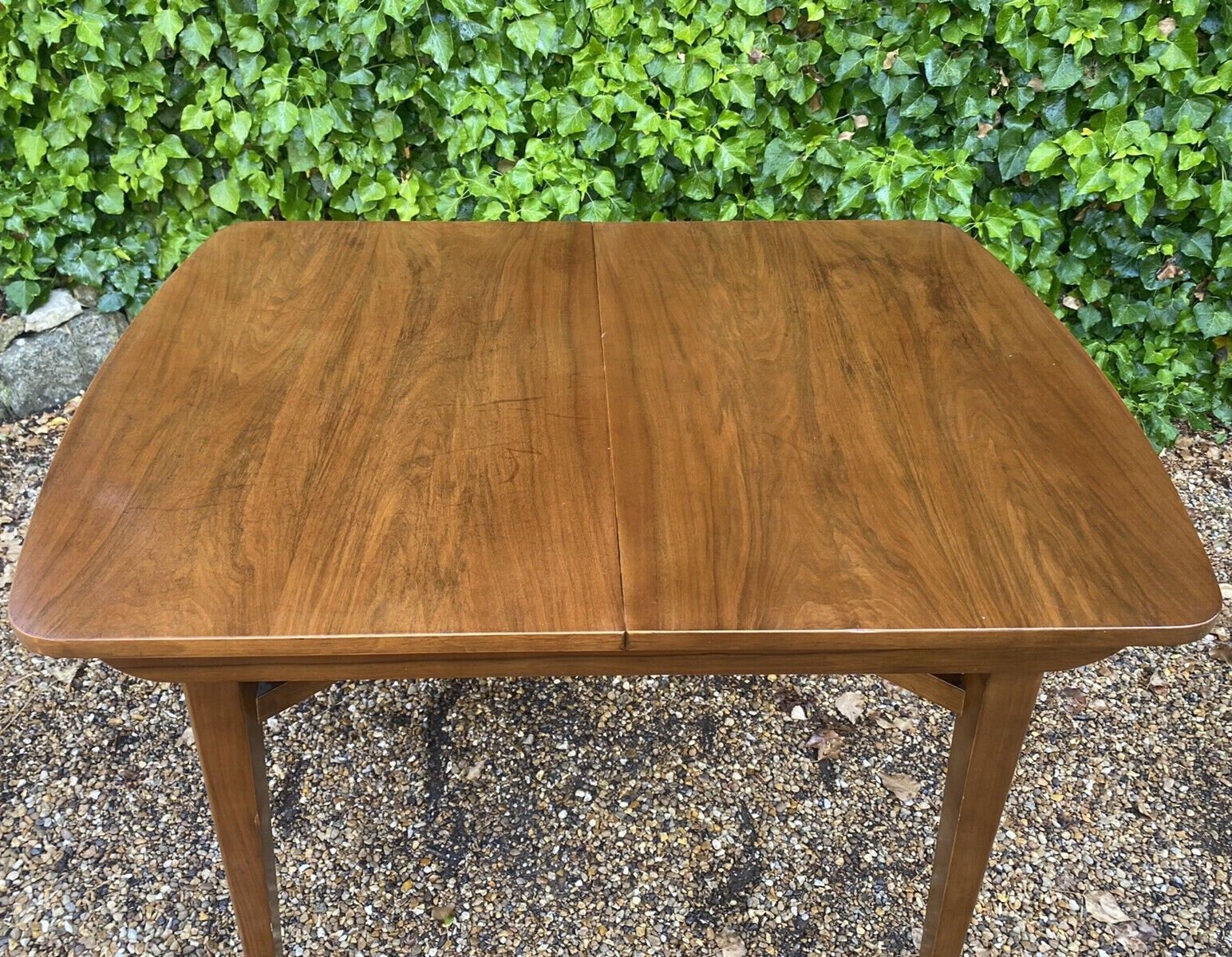 Beautili tea table deals