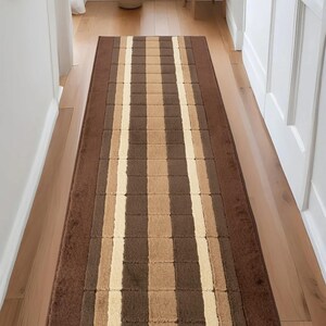 Custom Size Brown Geometric Runner Rug – Machine Washable, Slip Resistant, 26/32/36” Wide, Up to 50 Ft immagine 2