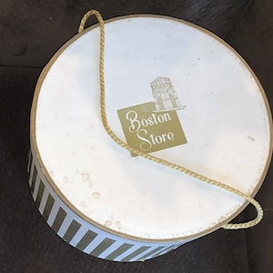 Scatola per cappelli vintage, rotonda da 11&quot; Boston Store