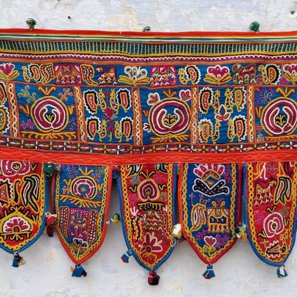 Toran Decor: Vintage hand embroidered Toran, Traditional Temple decor, Window decor, Bohemian Van decor, Banjara Wall hanging, Valence decor