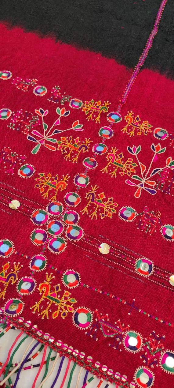 Rabari Shawl: Embroidery OOAK Decoration Vintage … - image 2