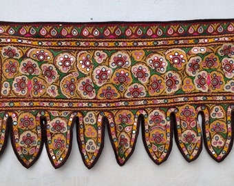 Toran indio: adorno vintage para puerta bordado a mano, Toran con bordado de espejo, decoración de templos, decoración de tiendas, decoración Banjara TR-141