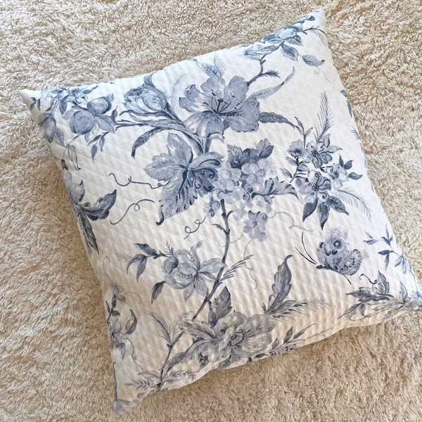 Pillow cover 20”x20" French style in vintage Toile de Jouy print cotton fabric