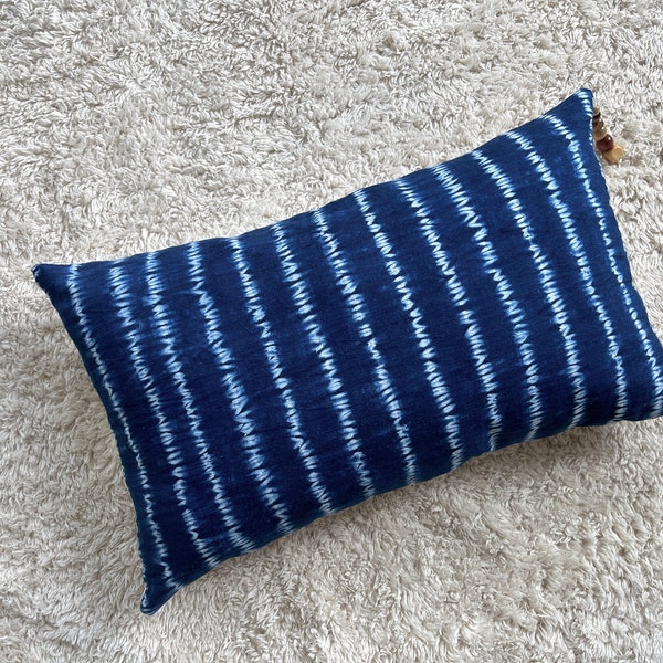 Fab Shibori style Pillow cover 20"x20"  handcrafted in indigo organic cotton, vintage Japan style tie dye handmade.