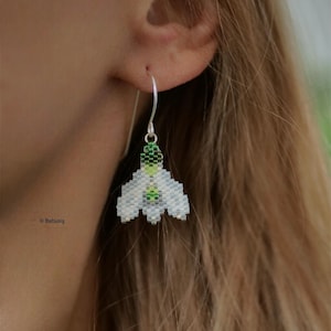 Snowdrop earrings - flower jewellery - flower lovers