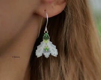 Snowdrop earrings - flower jewellery - flower lovers
