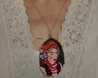 Sautoir Iryna - Ukrainian folk doll - Slavic folklore - Peace necklace