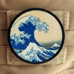 Great wave of kanagawa Japanese art 3&quot; circle morale patch with hook and loop backing
